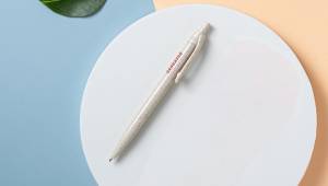 Personnalisez vos stylos en paille de blé éco-friendly