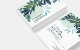 Choisissez parmi une large gamme d'options (papier, format, finition) pour personnaliser votre flyer à votre identité.