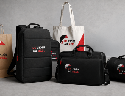 Collection de sacs publicitaires personnalisés comprenant un sac à dos, une sacoche pour ordinateur, un sac de sport, un tote bag, un sac en tissu et un sac en kraft imprimés avec un logo ou un visuel. Idéal pour la communication d'entreprise, les événements et les cadeaux promotionnels.