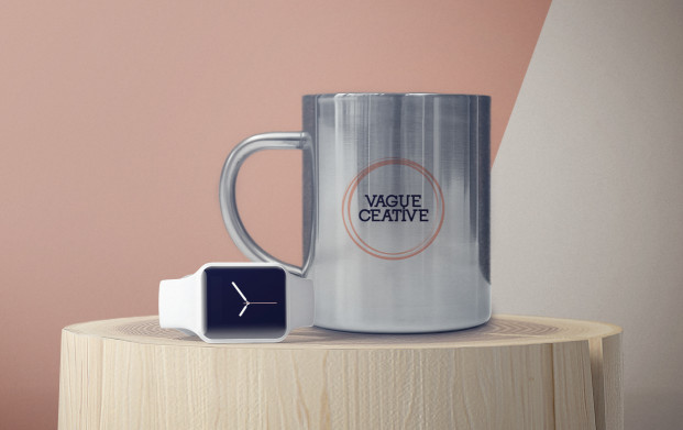 Le mug inox personnalisé est un objet publicitaire de qualité, résistant et éco responsable. Porteur de votre marque, il vous accompagnera toute la journée avec un thé ou un café, et valorisera l'image de votre entreprise.