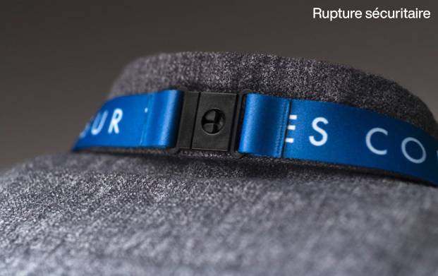 Personnalisez nos tours de cou à vos couleurs et préservez la sécurité de vos collaborateurs avec notre boucle à fermeture sécuritaire