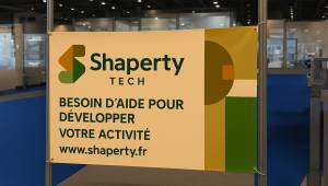Pour être vu à 360 degrés, imprimez une bâche recto verso
