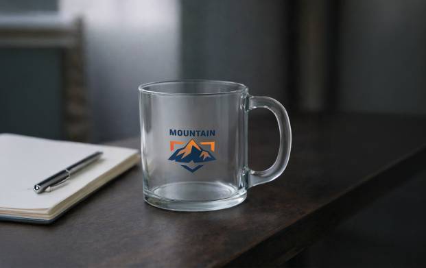 Démarquez vous avec ce mug transparent personnalisé avec votre logo.