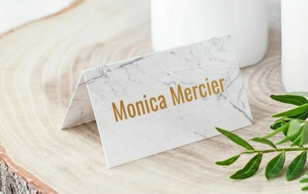Présentez clairement les informations lors de vos réunions, conférences ou événements grâce à notre chevalet porte-nom, conçu pour offrir une identification élégante et professionnelle.
