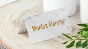 Présentez clairement les informations lors de vos réunions, conférences ou événements grâce à notre chevalet porte-nom, conçu pour offrir une identification élégante et professionnelle.