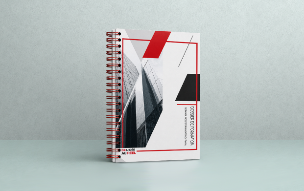 Dossier de formation classique personnalisé avec documents imprimés et reliés, conçu pour les organismes de formation, les entreprises et les centres de formation afin de distribuer des supports pédagogiques professionnels de qualité.