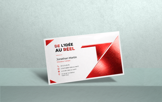 Sublimez  vos cartes de visite avec une dorure pour un rendu élégant et raffiné lors de vos  campagnes ou rencontres professionnelles.