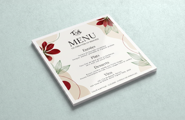 Menu de mariage classique personnalisé imprimé en couleur ou noir et blanc, en recto ou recto-verso, sur papier ivoire 240 g, satiné 350 g ou brillant 350 g, avec ou sans pliage et au choix avec pelliculage mat, satiné, brillant, peau de pêche ou grain de sable, ou plastification mate ou brillante pour les menus sans pli.
