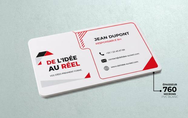 Carte de visite professionnelle en PVC personnalisée, imprimée en couleur avec des coins arrondis, idéale pour présenter son entreprise, ses coordonnées ou identifier les membres et participants lors d’un événement avec perforation ronde possible.