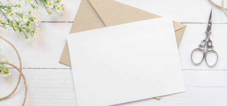 Des enveloppes personnalisées permettent aux destinataires de vos courriers d’identifier immédiatement votre entreprise.